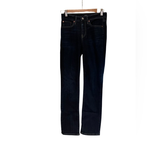 Gap Dark Blue Rinse Classic Straight Leg Blue Denim Jeans size 2/26R - Picture 1 of 4